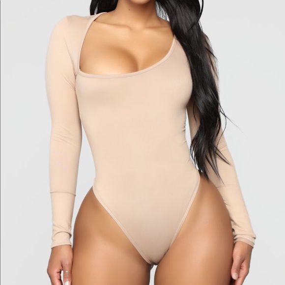 Tan a symmetrical body suit - Picture 1 of 2